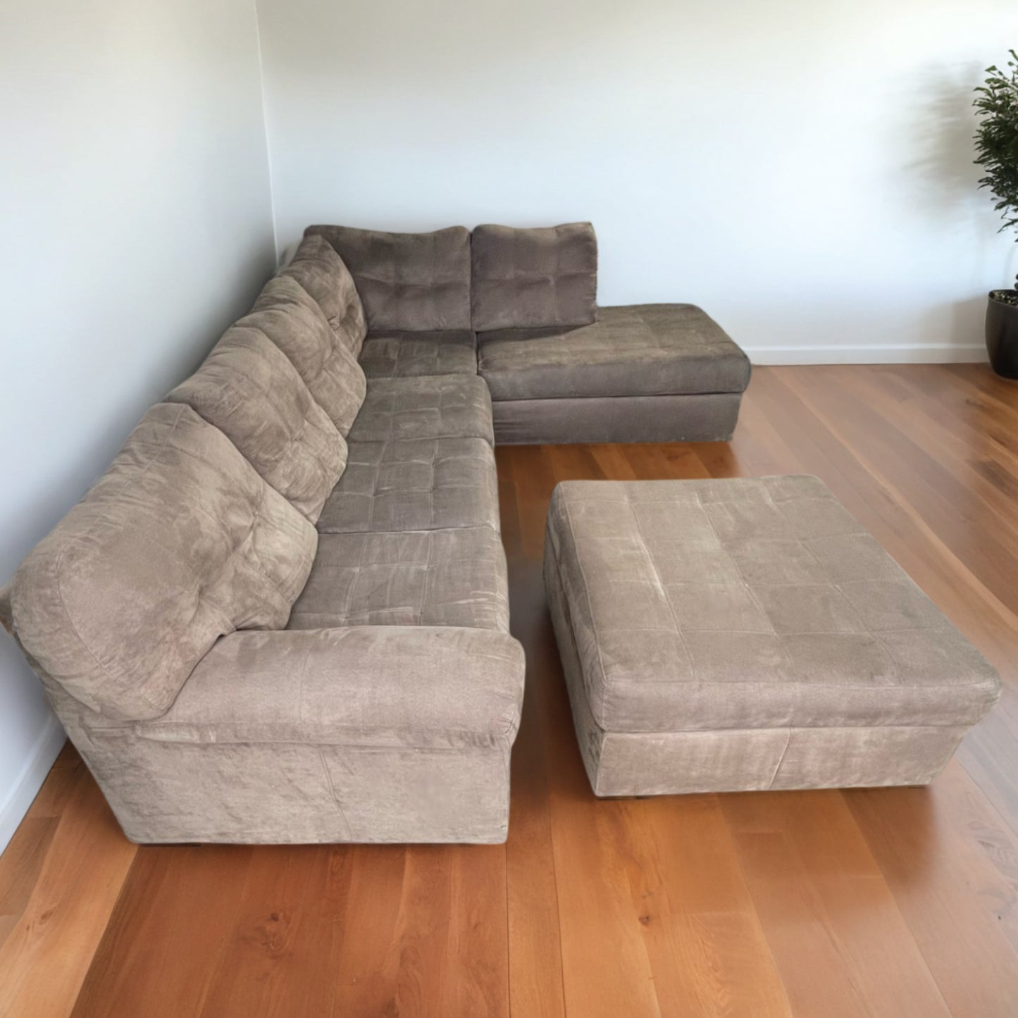 Cloth Sectional Couch with Ottoman